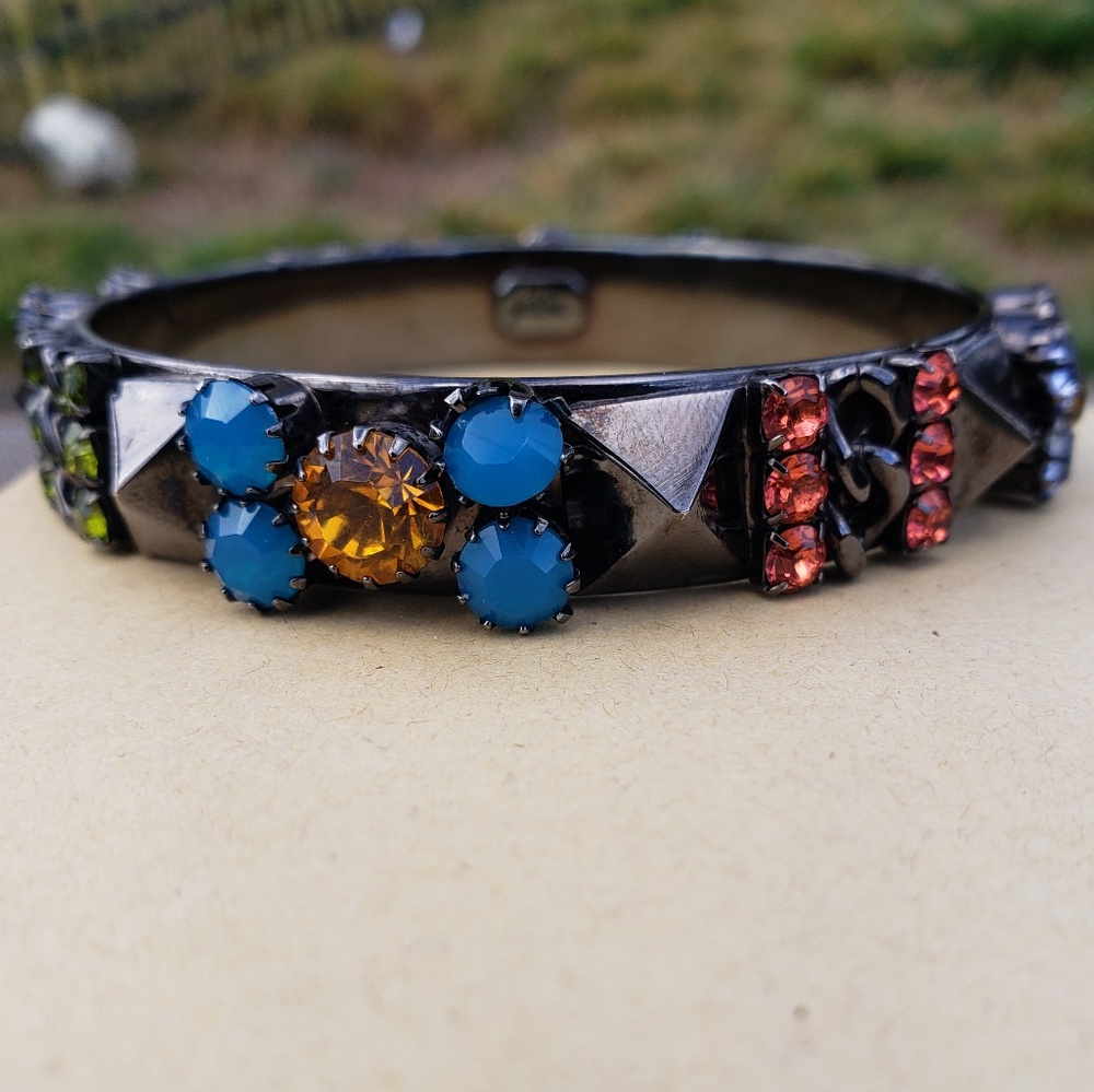 Fallon bracelet with crystals